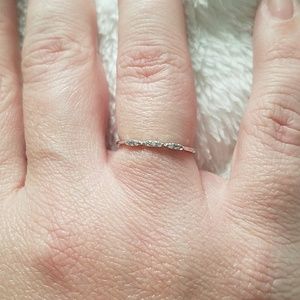 💍Dainty Sterling Silver ring